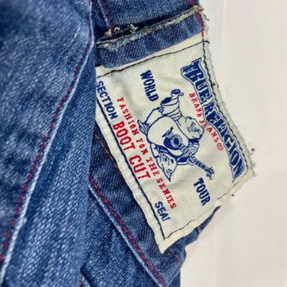 True Religion Men's Boot Cut jeans - Picture 5 of 6